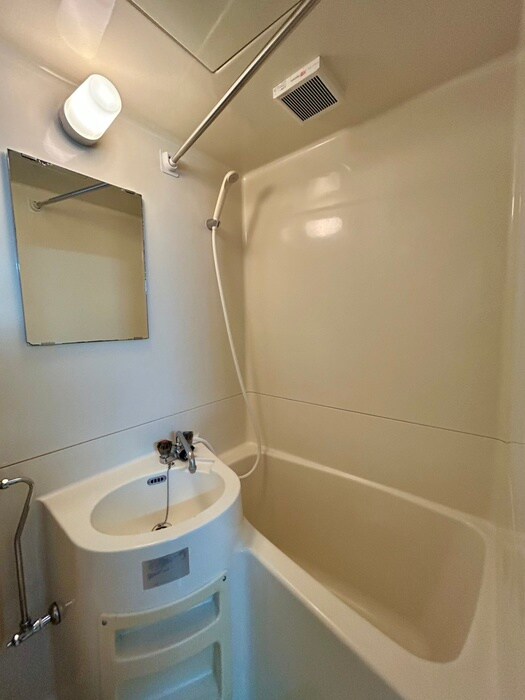 物件内観写真10　(バス／シャワールーム等)