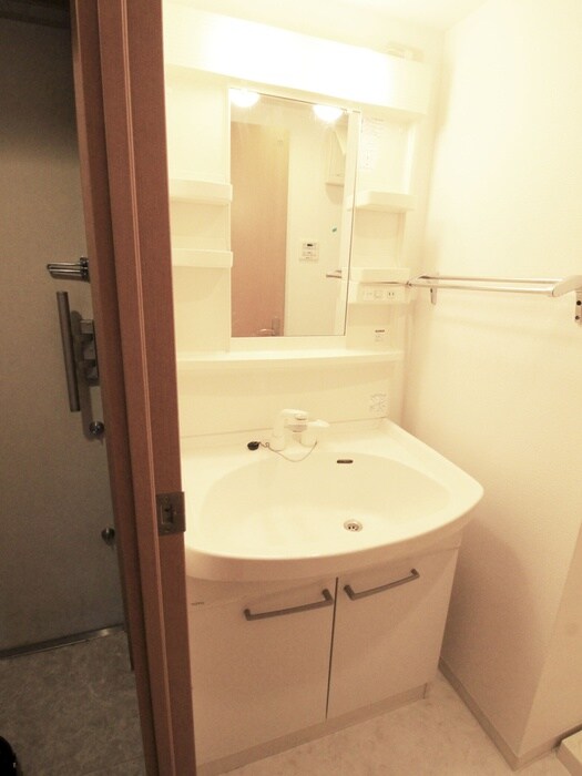 物件内観写真9　(洗面)
