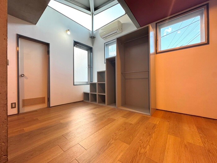 物件内観写真10　(居室)