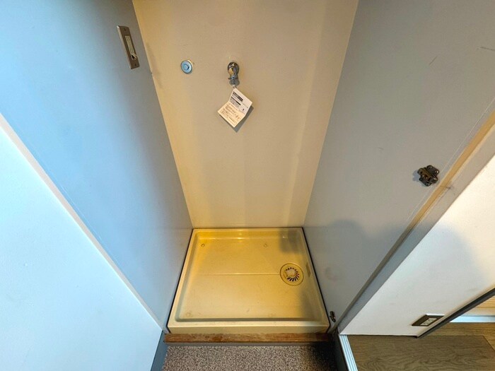 物件内観写真19　(洗濯機置場)