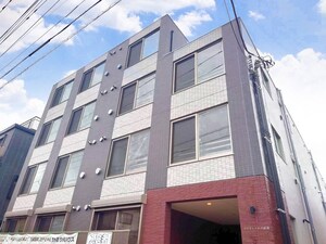 ロイヤルヒルズ成増外観写真