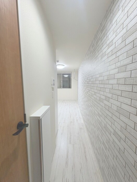 物件内観写真18　(廊下)