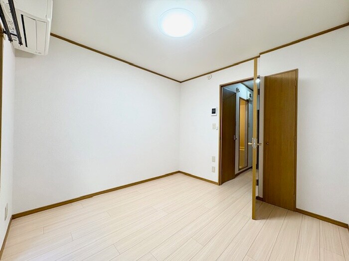 物件内観写真22　(居室)