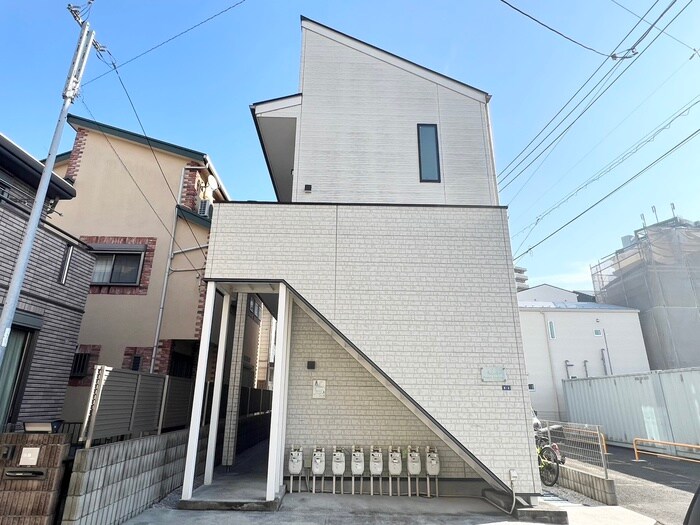 物件外観写真2　(外観写真)