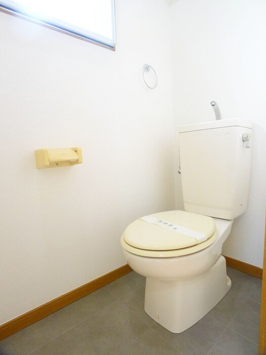 物件内観写真12　(トイレ)