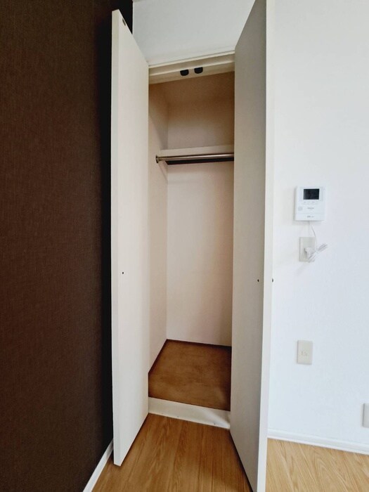 物件内観写真11　(収納)