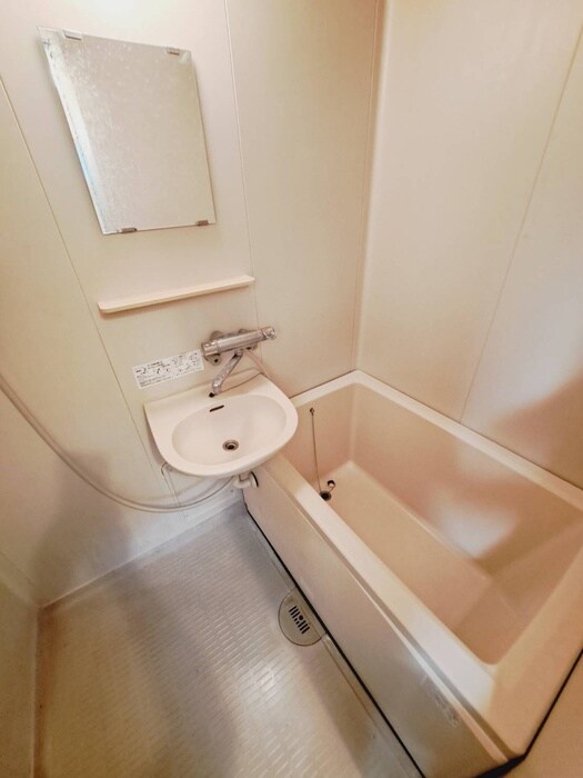 物件内観写真13　(バス／シャワールーム等)