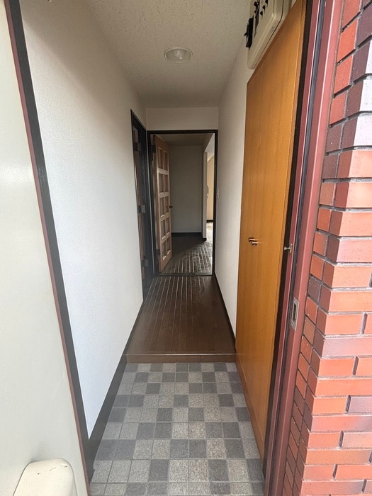 物件内観写真21　(玄関)