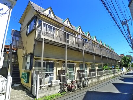 日宏ハイツＡ棟外観写真