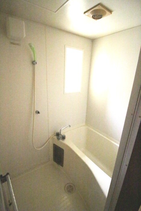 物件内観写真12　(バス／シャワールーム等)