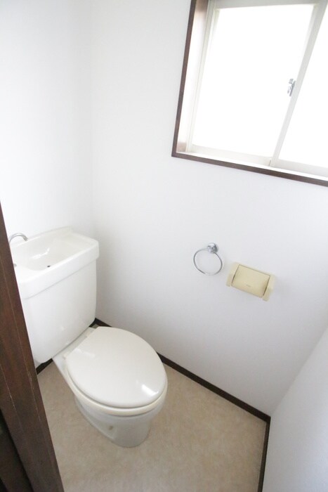 物件内観写真15　(トイレ)