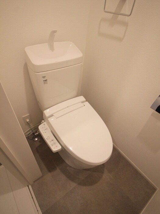 物件内観写真12　(トイレ)