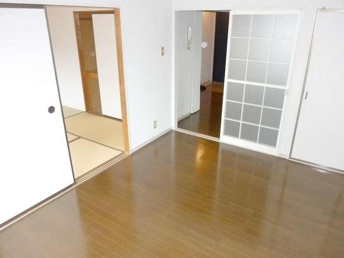 物件内観写真13　(居室)