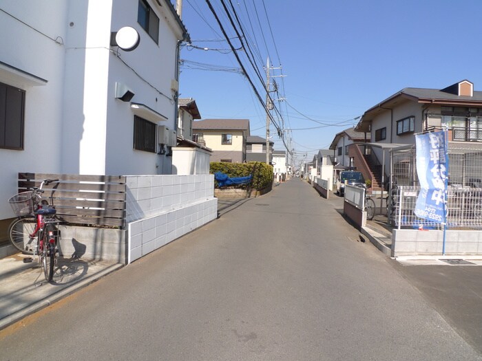 物件外観写真3　(周辺環境)