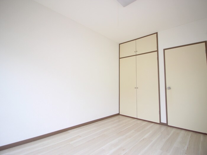 物件内観写真21　(居室)