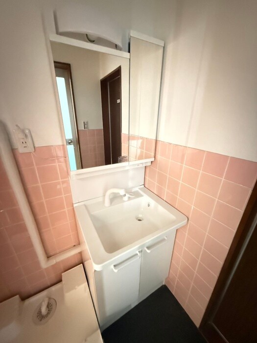 物件内観写真11　(洗面)