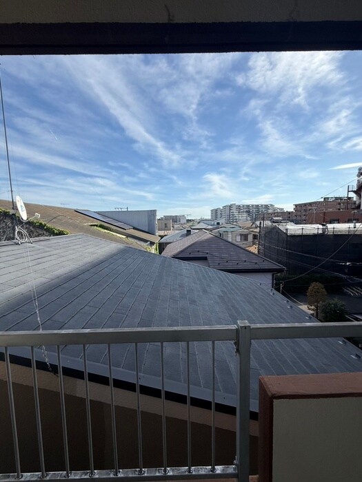 物件内観写真16　(室内からの展望)