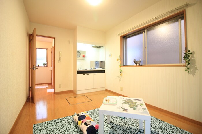 物件内観写真8　(居室)