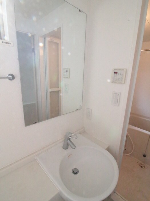 物件内観写真11　(洗面)