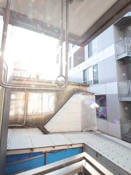 物件内観写真16　(ベランダ・バルコニー)