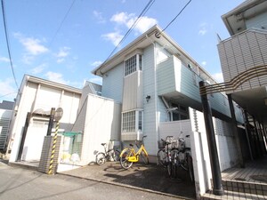 ガヴァナ－ズア－ムスＡ外観写真