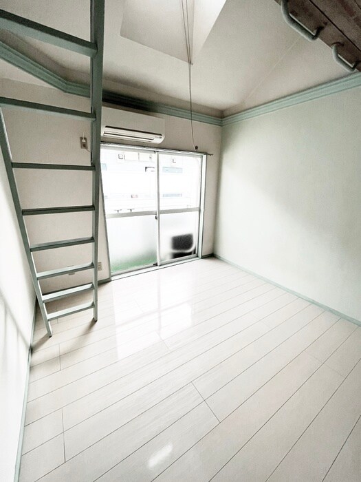 物件内観写真18　(居室)