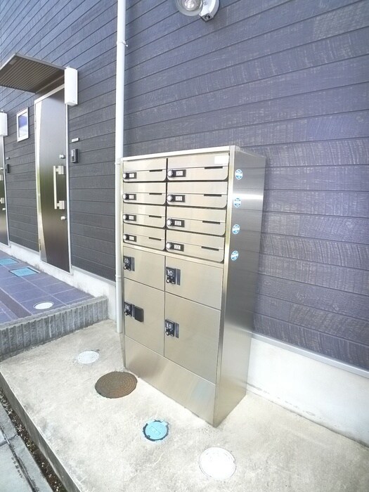 物件外観写真4　(建物設備)