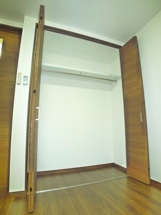 物件内観写真11　(収納)