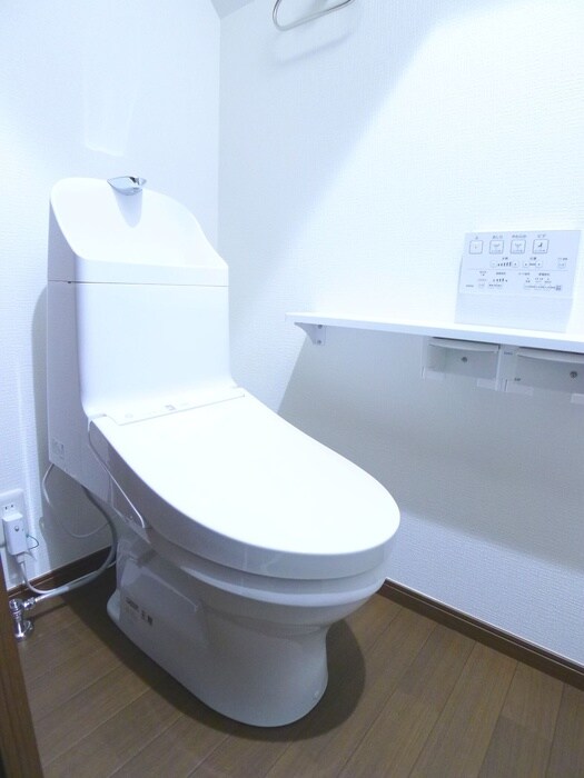 物件内観写真17　(トイレ)