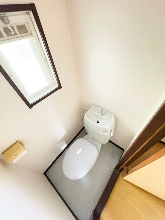 物件内観写真10　(トイレ)