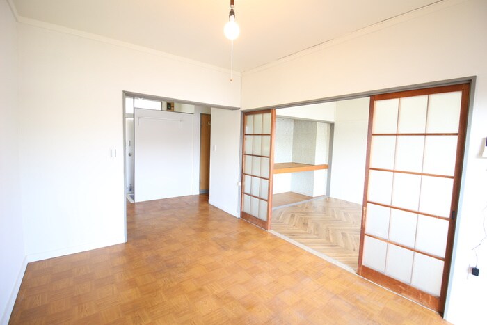 物件内観写真8　(居室)