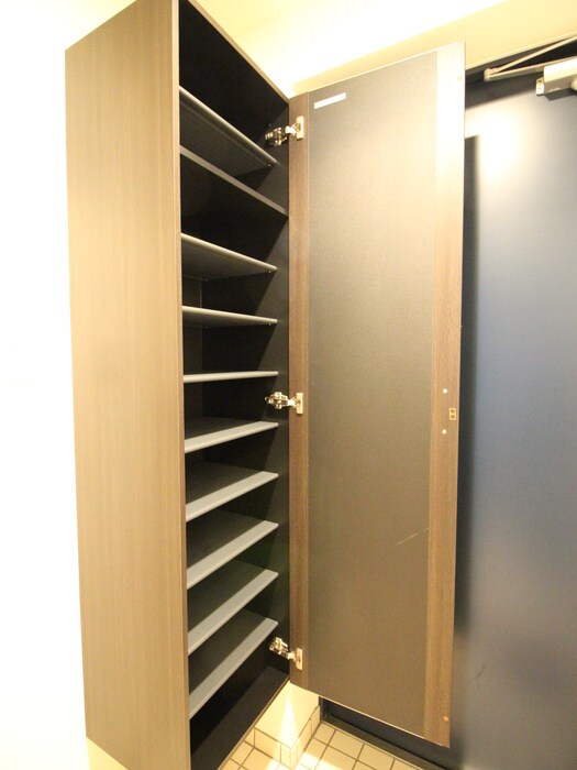 物件内観写真14　(靴箱)