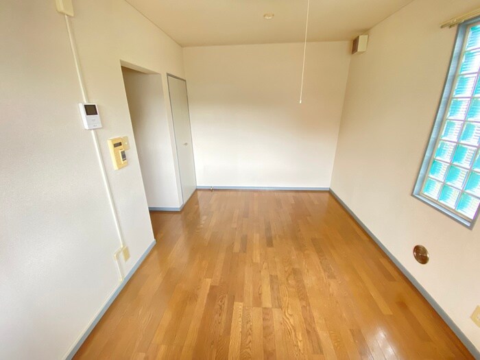 物件内観写真21　(居室)