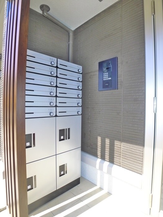 物件外観写真4　(建物設備)