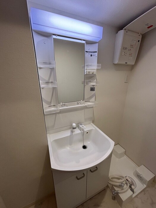 物件内観写真13　(洗面)