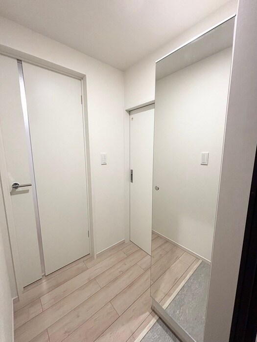 物件内観写真18　(廊下)