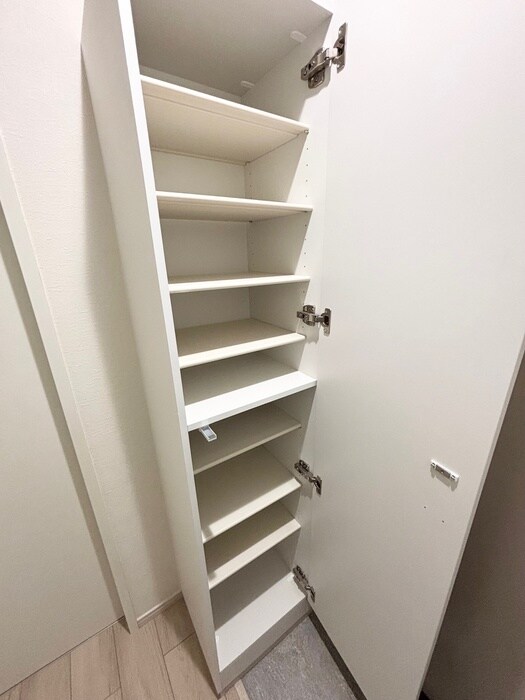 物件内観写真19　(靴箱)