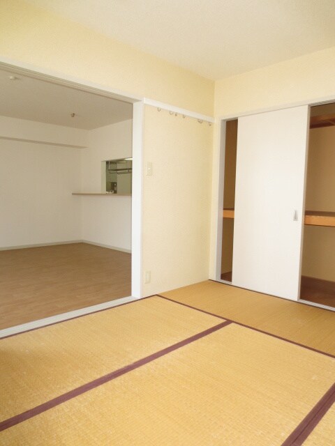 物件内観写真14　(居室)