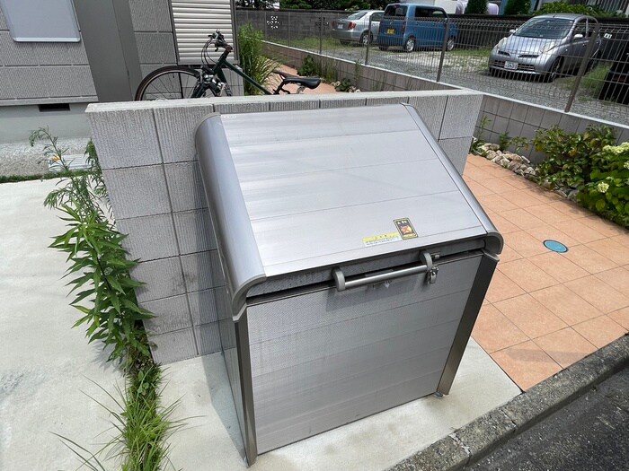 物件外観写真4　(建物設備)