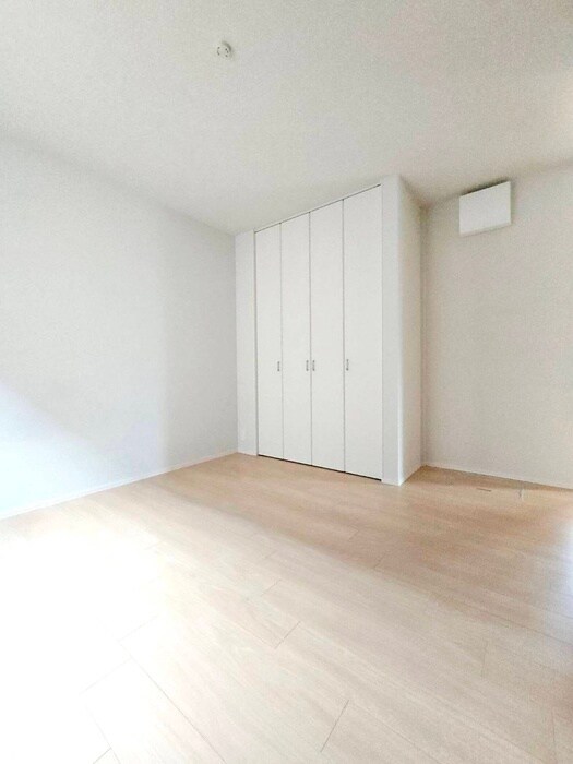 物件内観写真10　(居室)