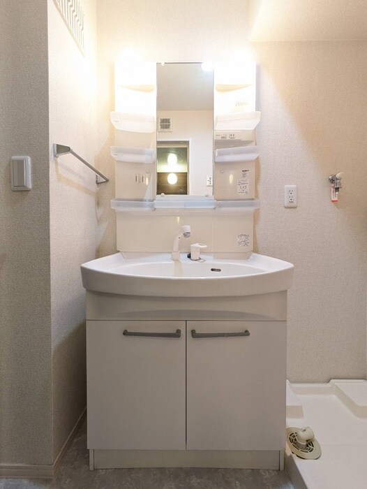 物件内観写真10　(洗面)