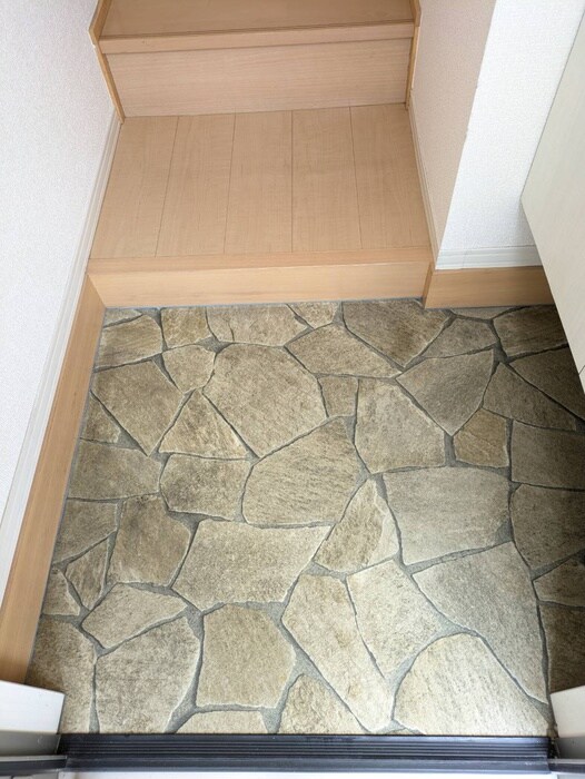 物件内観写真14　(玄関)