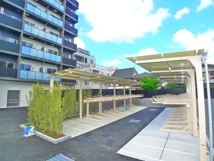 物件外観写真6　(駐輪場)