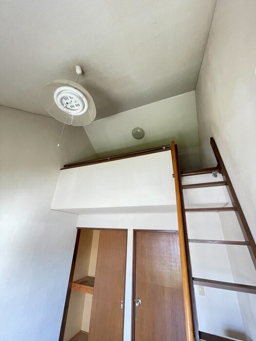 物件内観写真11　(ロフト)