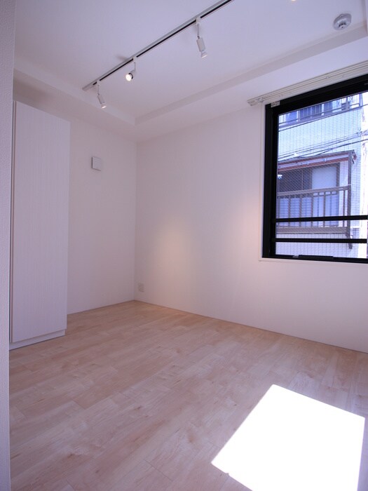 物件内観写真11　(居室)