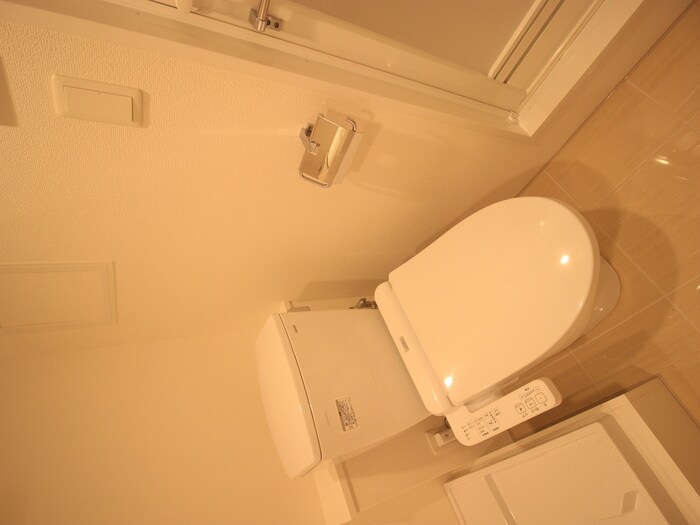 物件内観写真12　(トイレ)