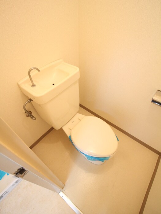 物件内観写真11　(トイレ)