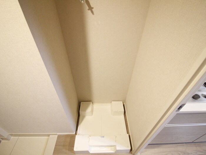 物件内観写真18　(洗濯機置場)