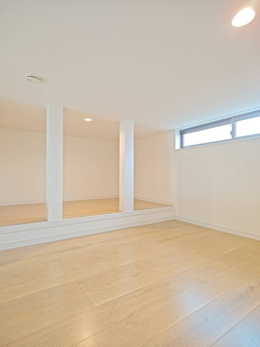 物件内観写真9　(ロフト)