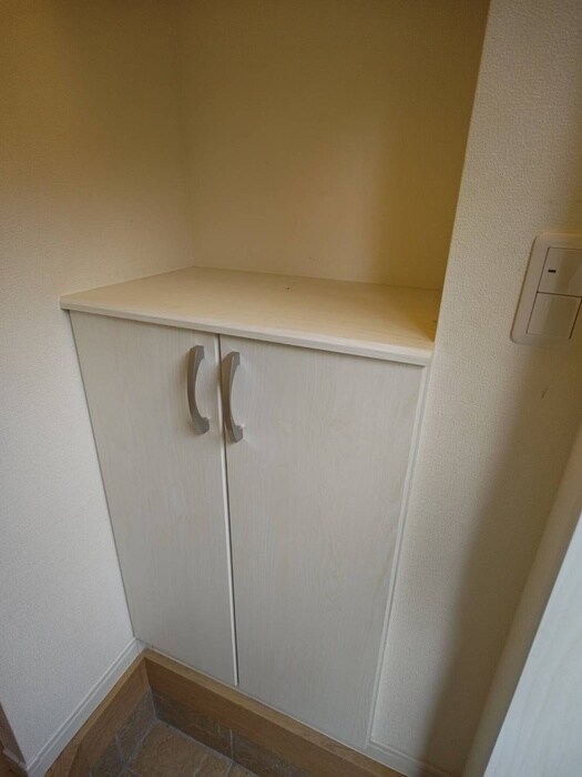 物件内観写真11　(靴箱)